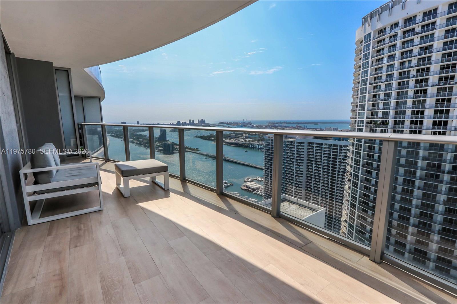 488 NE 18th St #4302, Miami FL 33132