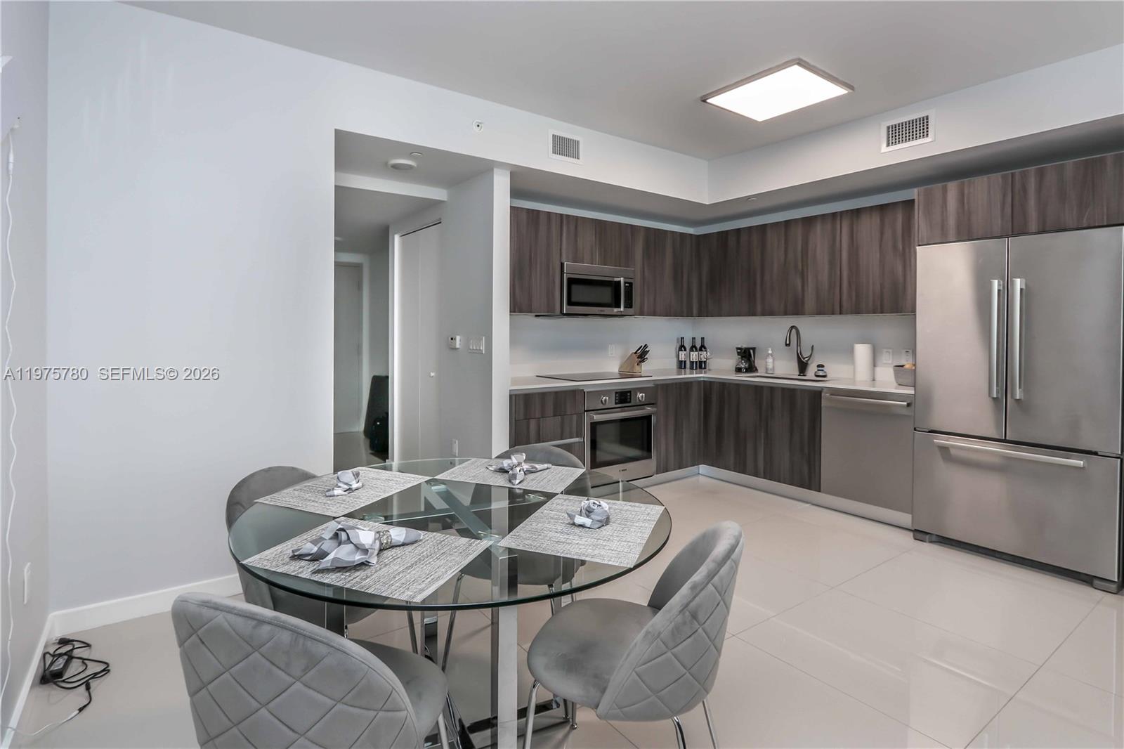 488 NE 18th St #4302, Miami FL 33132