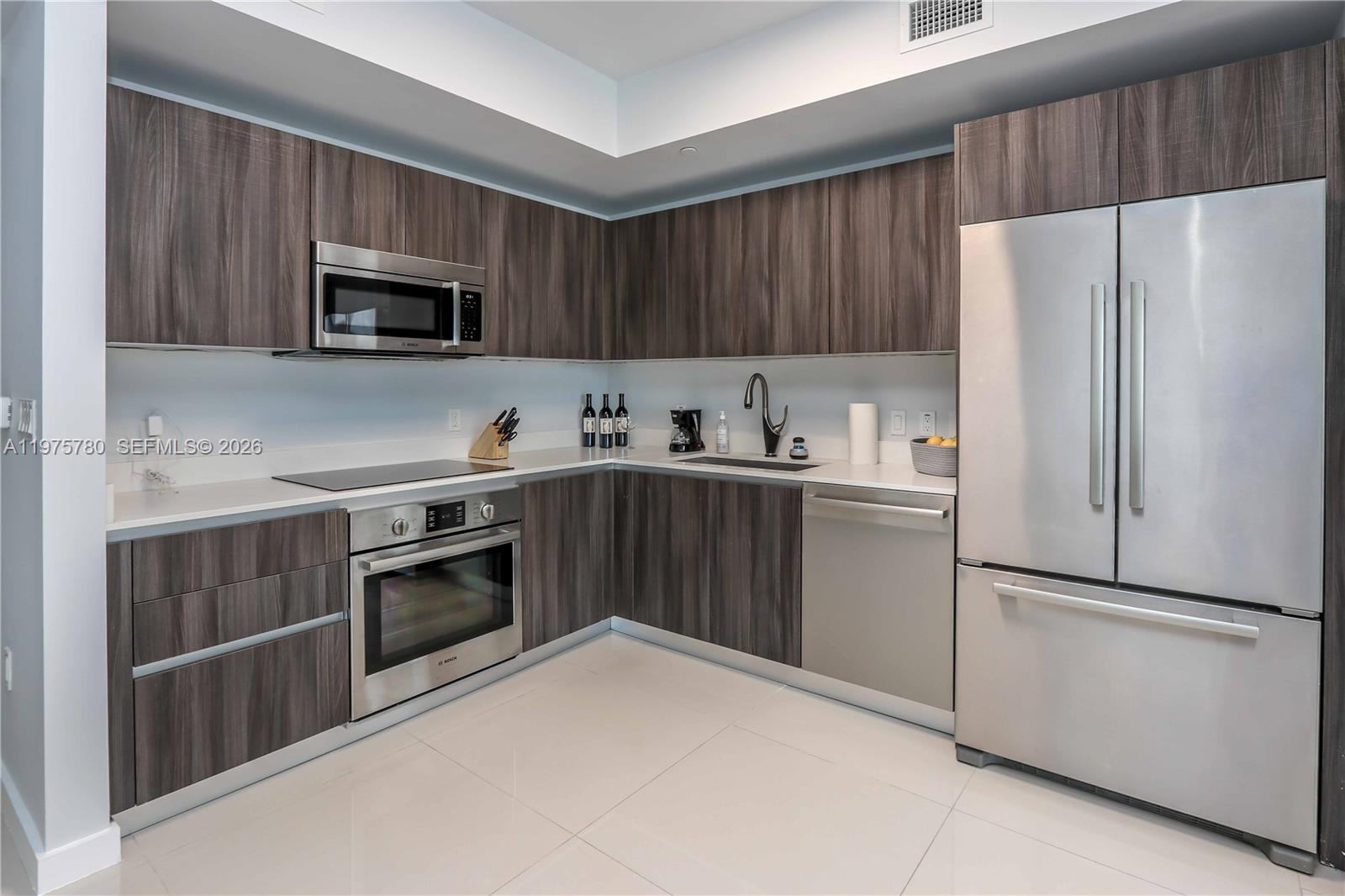 488 NE 18th St #4302, Miami FL 33132