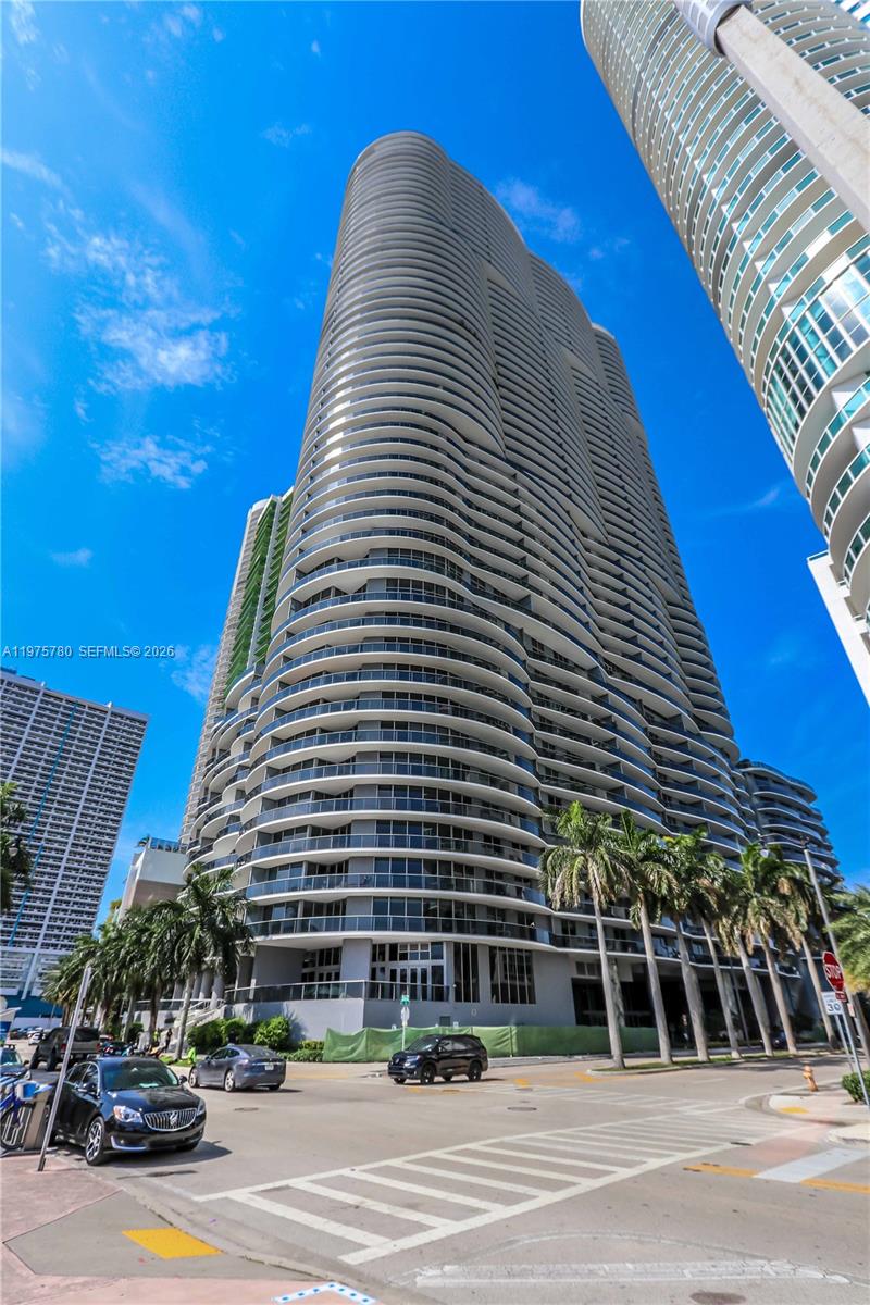 488 NE 18th St #4302, Miami FL 33132
