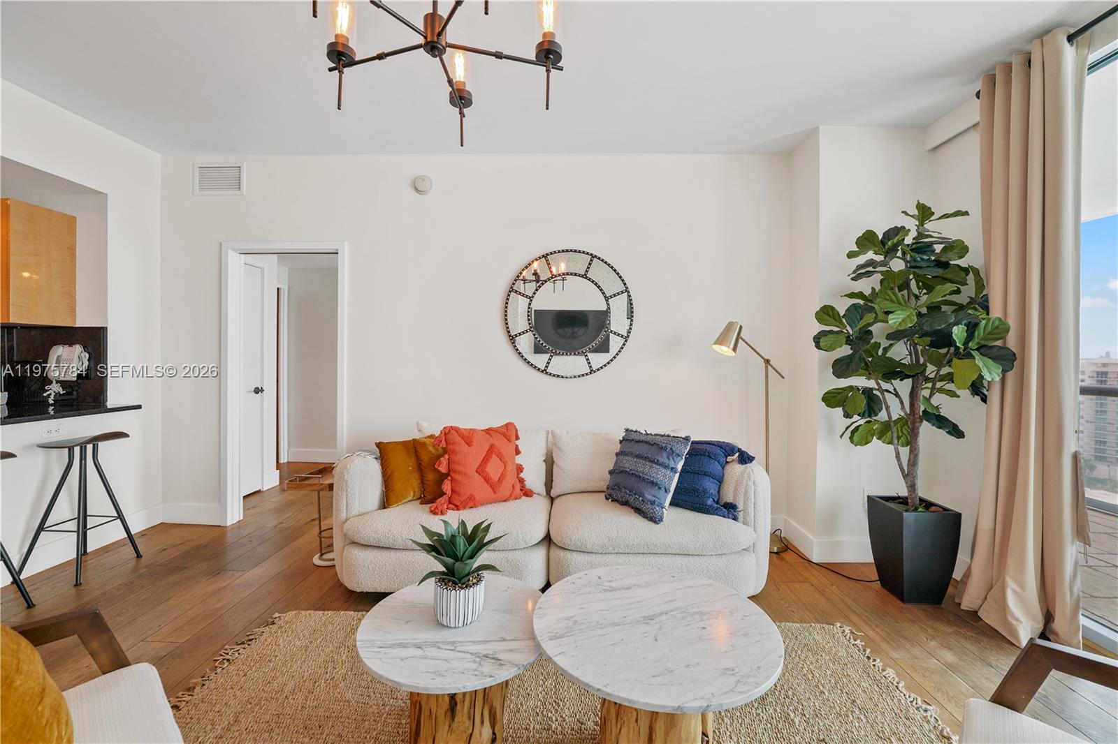 6799 Collins Ave #1506, Miami Beach FL 33141