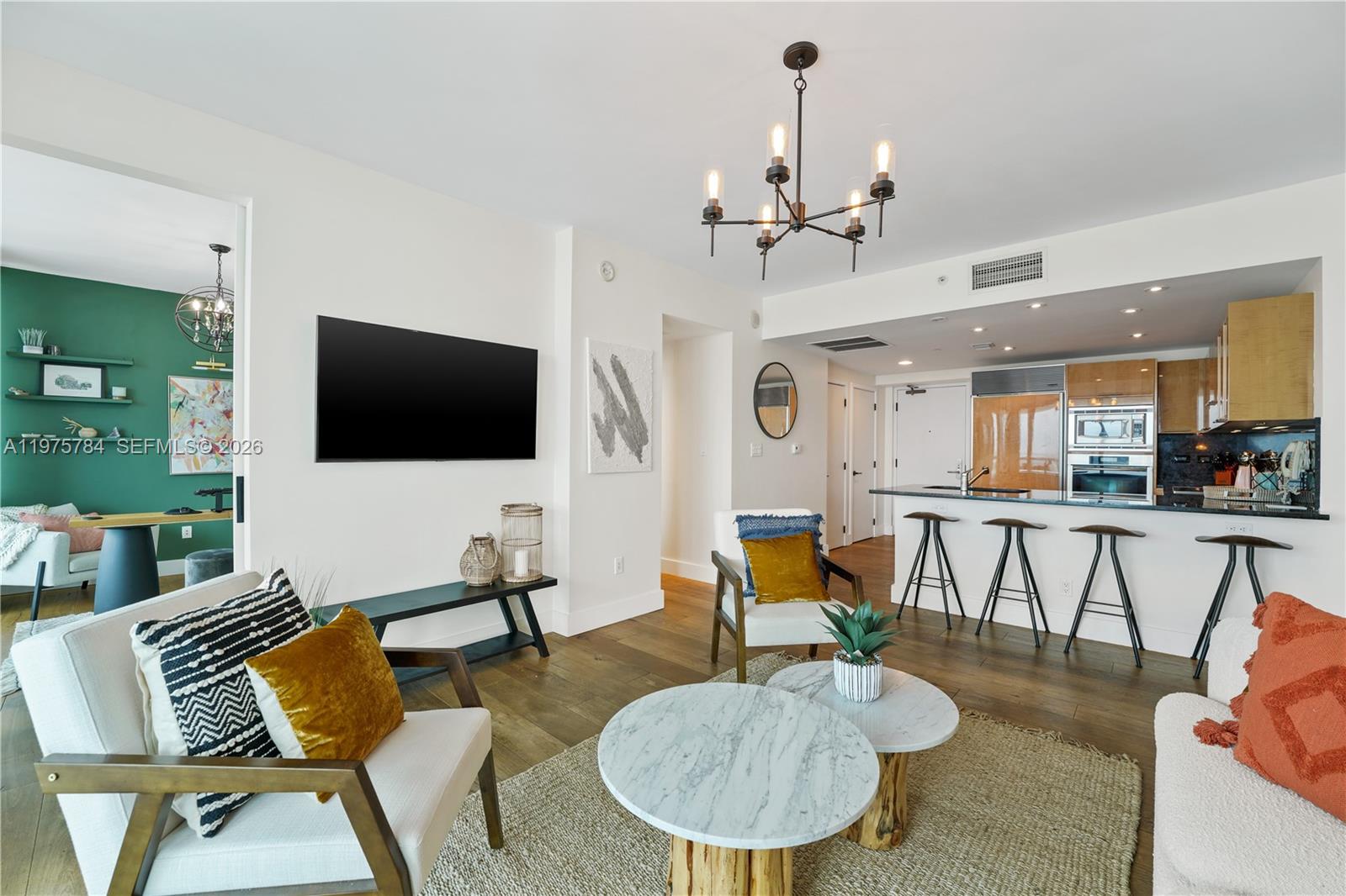6799 Collins Ave #1506, Miami Beach FL 33141