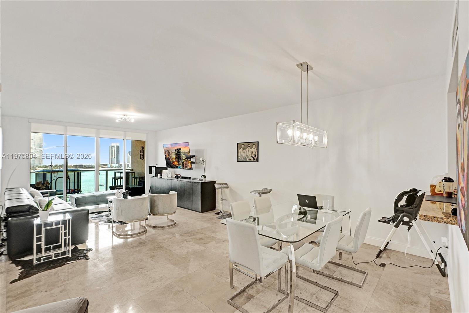3330 NE 190th St #1212, Aventura FL 33180