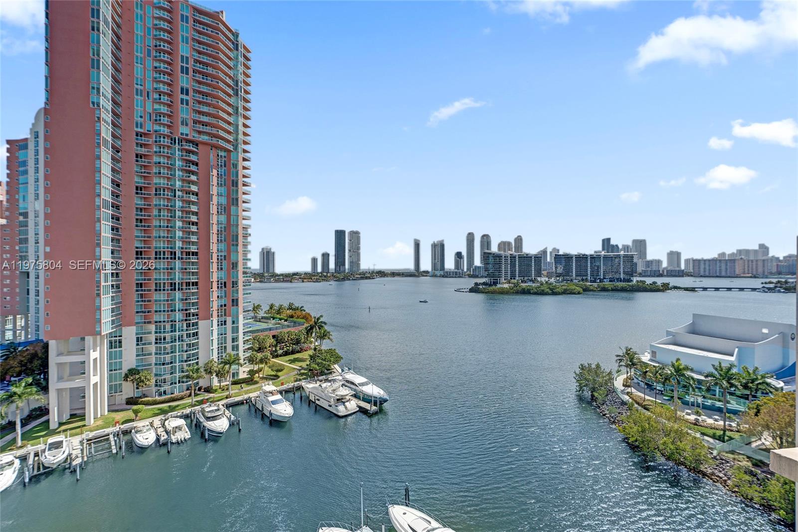 3330 NE 190th St #1212, Aventura FL 33180
