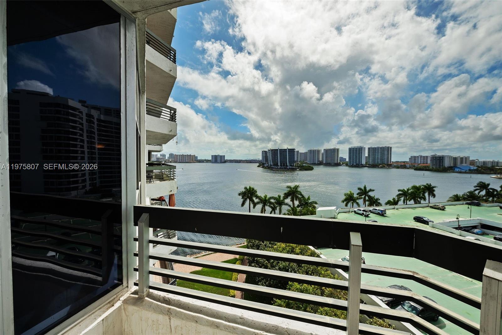 19101 NE 36th Ct #1003, Aventura FL 33180