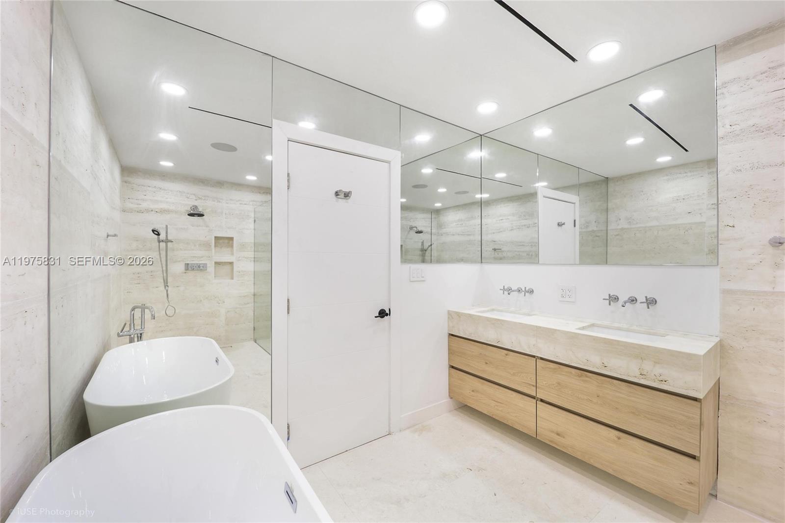 555 NE 52nd Ter, Miami FL 33137