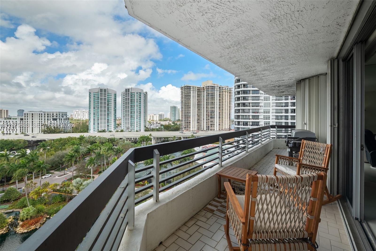 19101 NE 36th Ct #1407, Aventura FL 33180