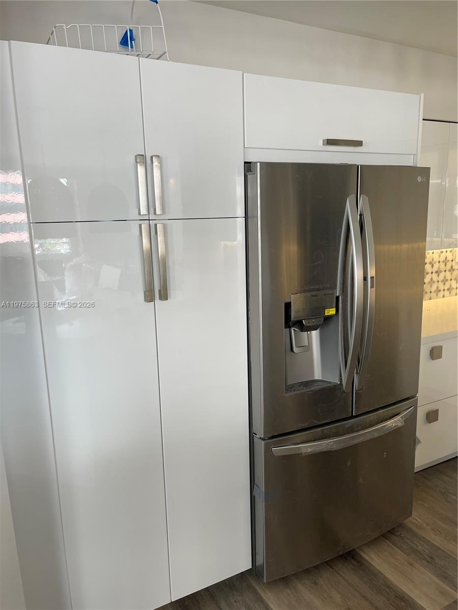 5161 Collins Ave #1012, Miami Beach FL 33140