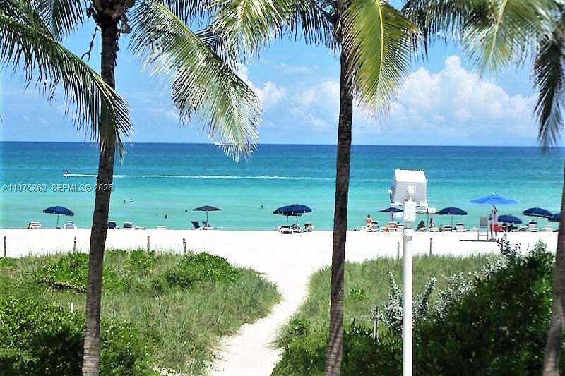 5161 Collins Ave #1012, Miami Beach FL 33140
