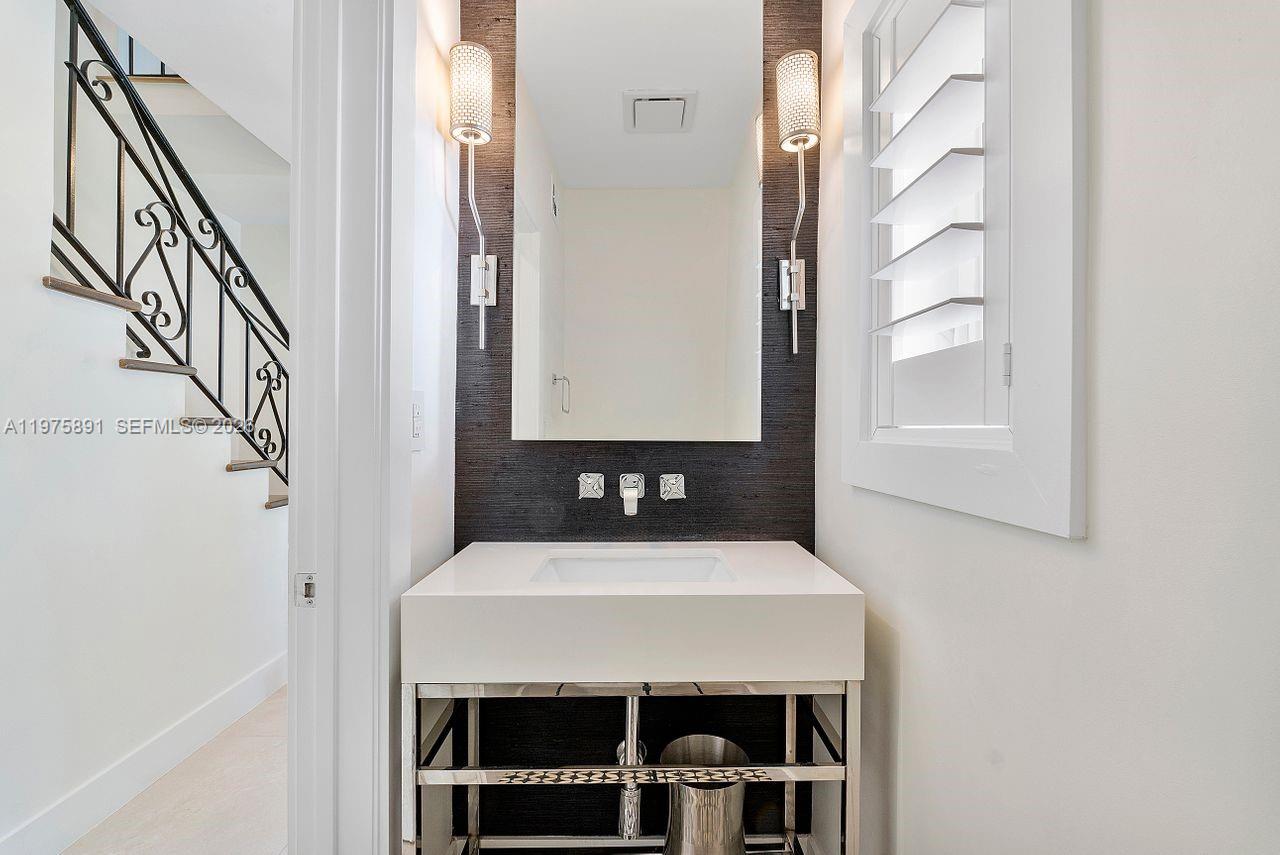 6517 Castaneda St #0, Coral Gables FL 33146
