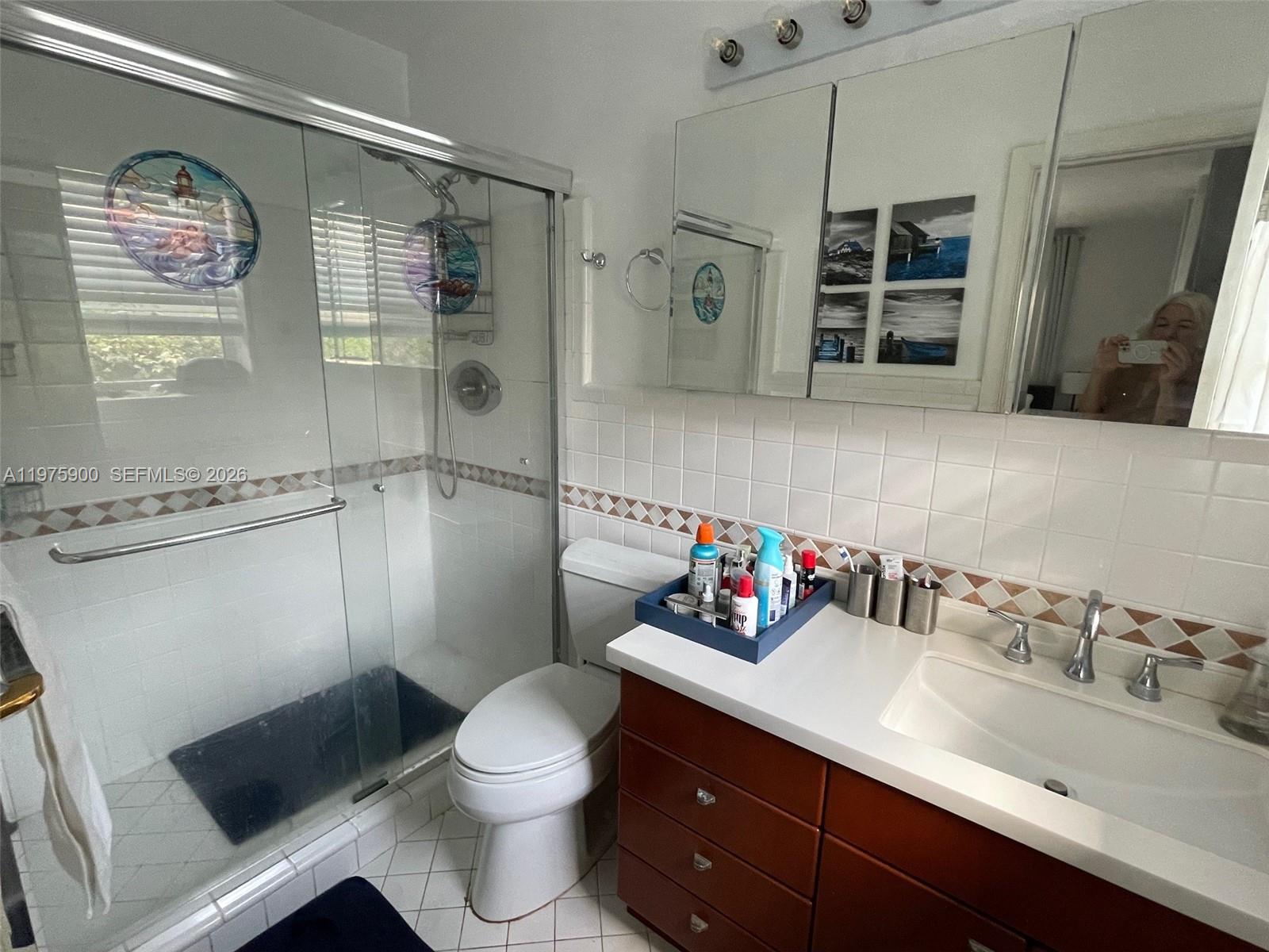 1420 Baracoa Ave, Coral Gables FL 33146