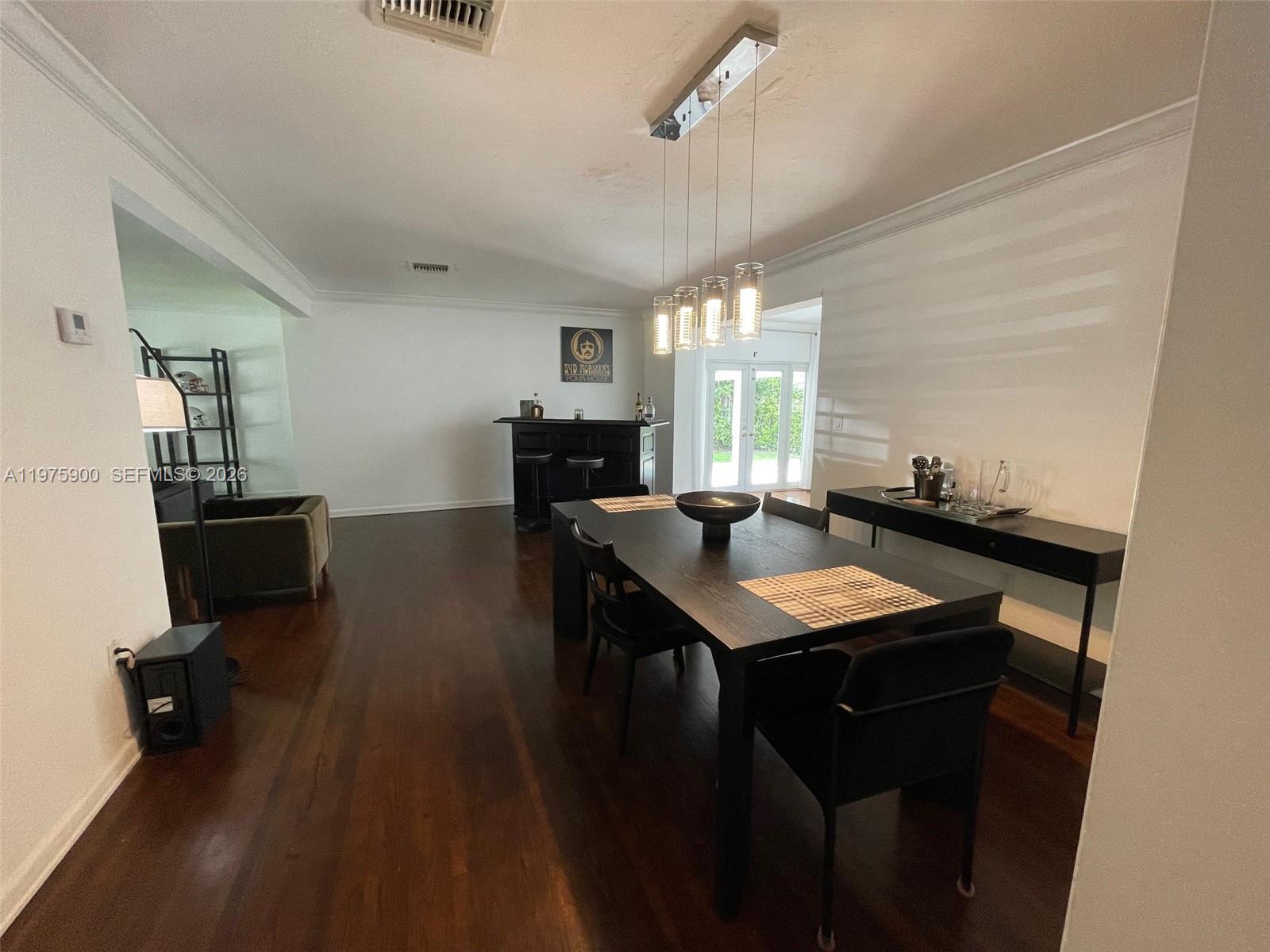 1420 Baracoa Ave, Coral Gables FL 33146