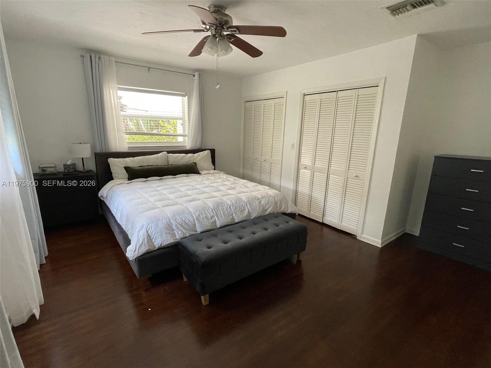 1420 Baracoa Ave, Coral Gables FL 33146