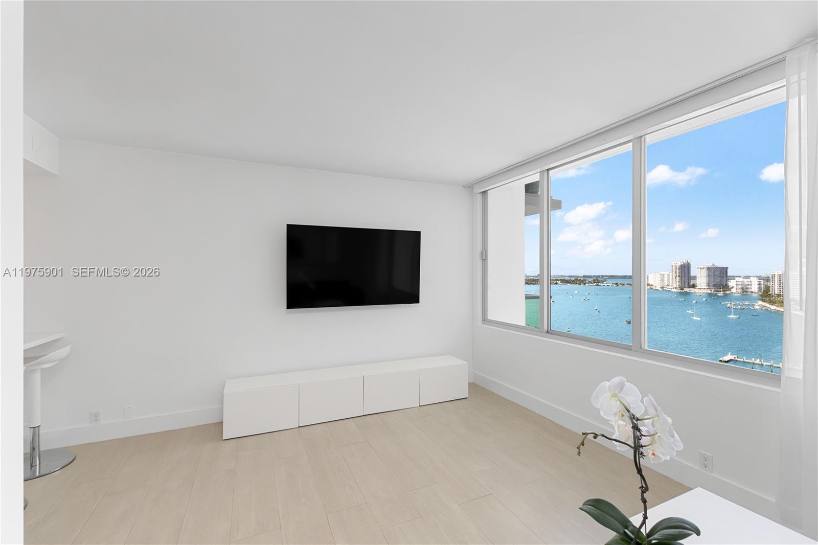 1000 West Ave #1522, Miami Beach FL 33139