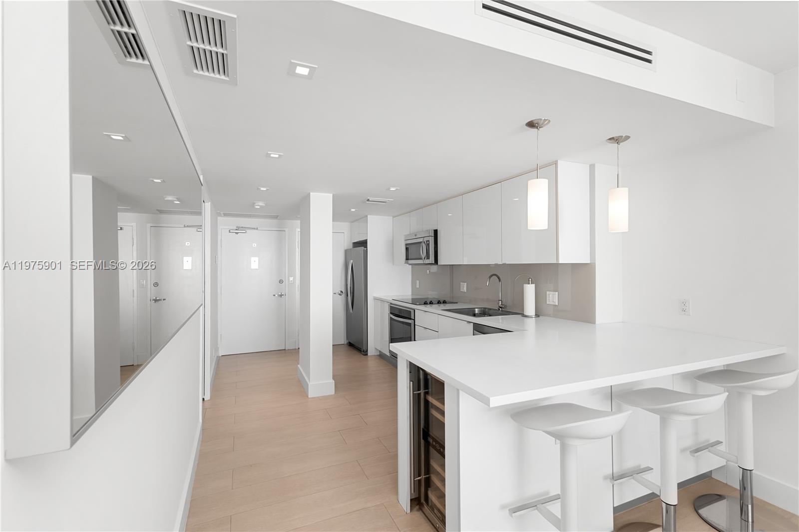 1000 West Ave #1522, Miami Beach FL 33139