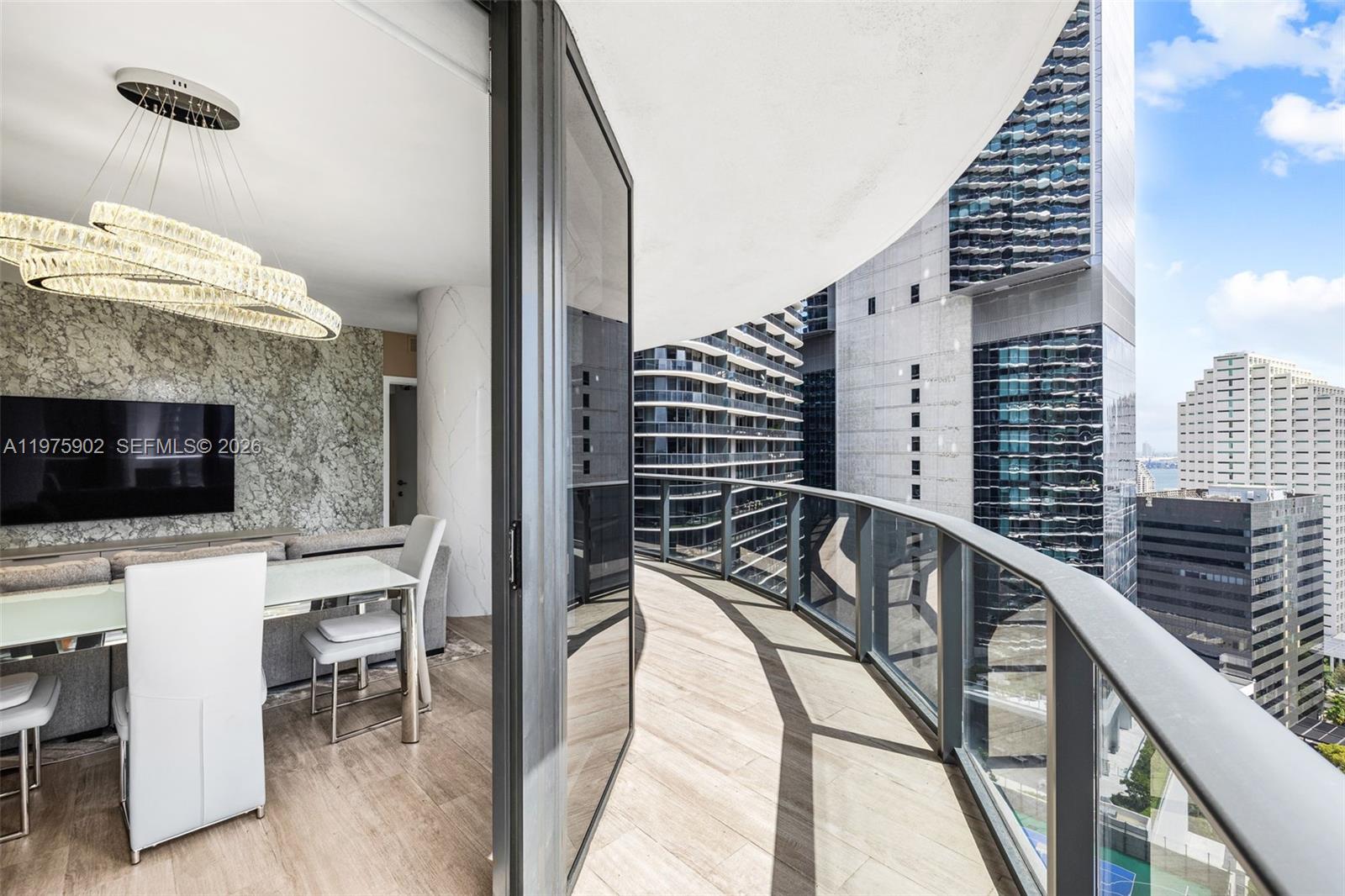 45 SW 9th St #2303, Miami FL 33130