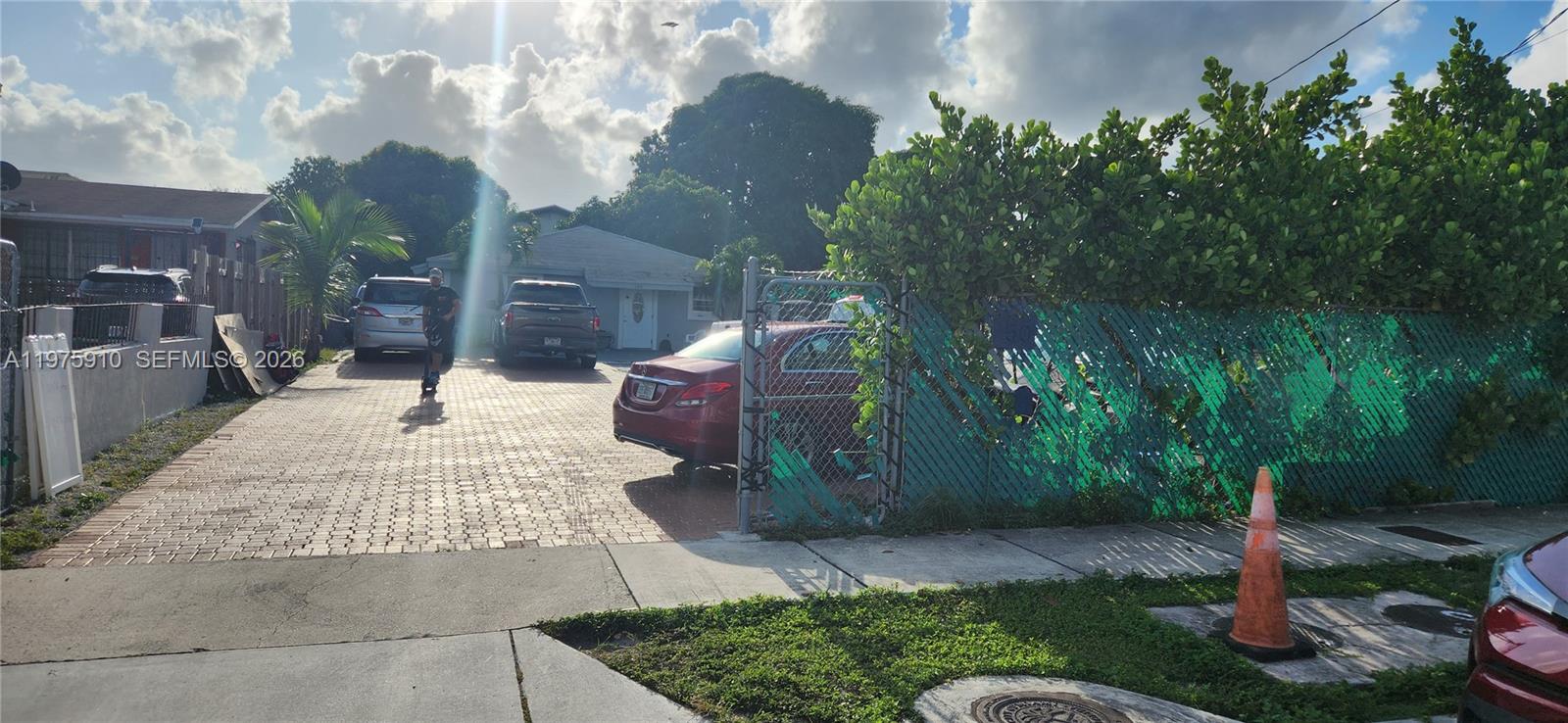 150 NW 17th Ct, Miami FL 33125
