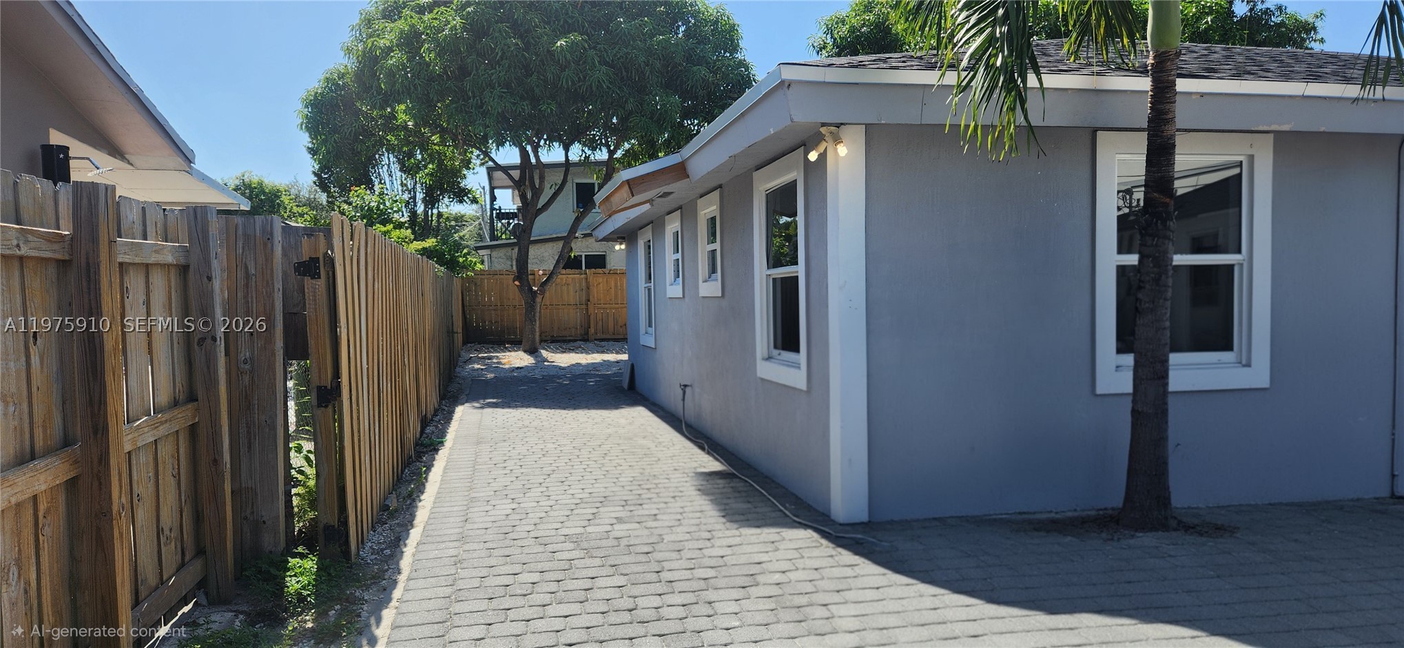 150 NW 17th Ct, Miami FL 33125