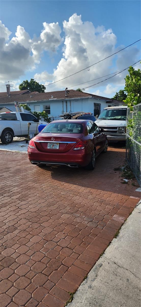 150 NW 17th Ct, Miami FL 33125