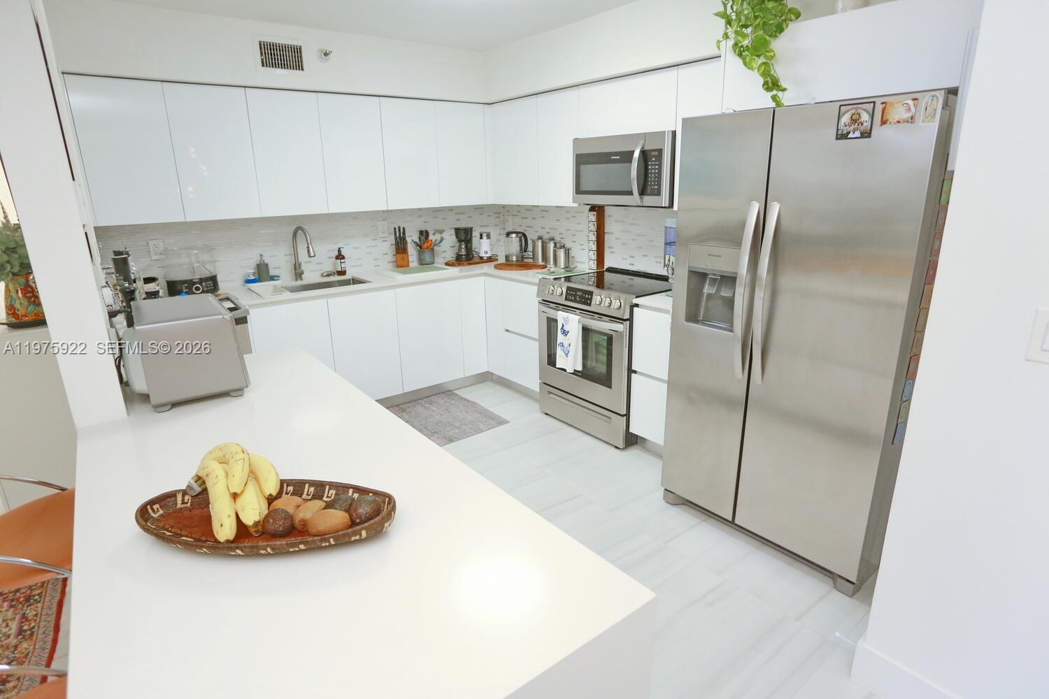 3530 Mystic Pointe Dr #2807, Aventura FL 33180