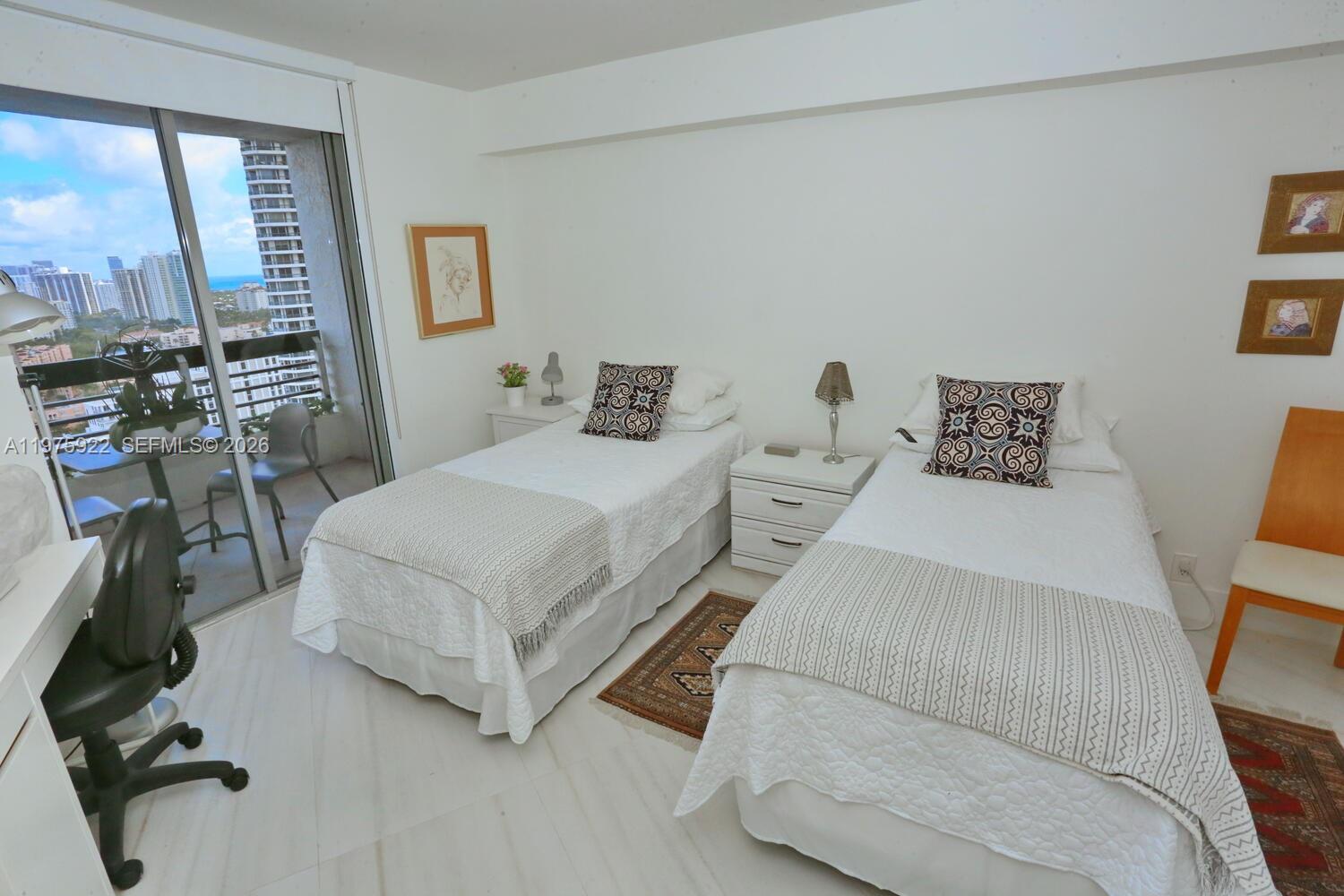 3530 Mystic Pointe Dr #2807, Aventura FL 33180