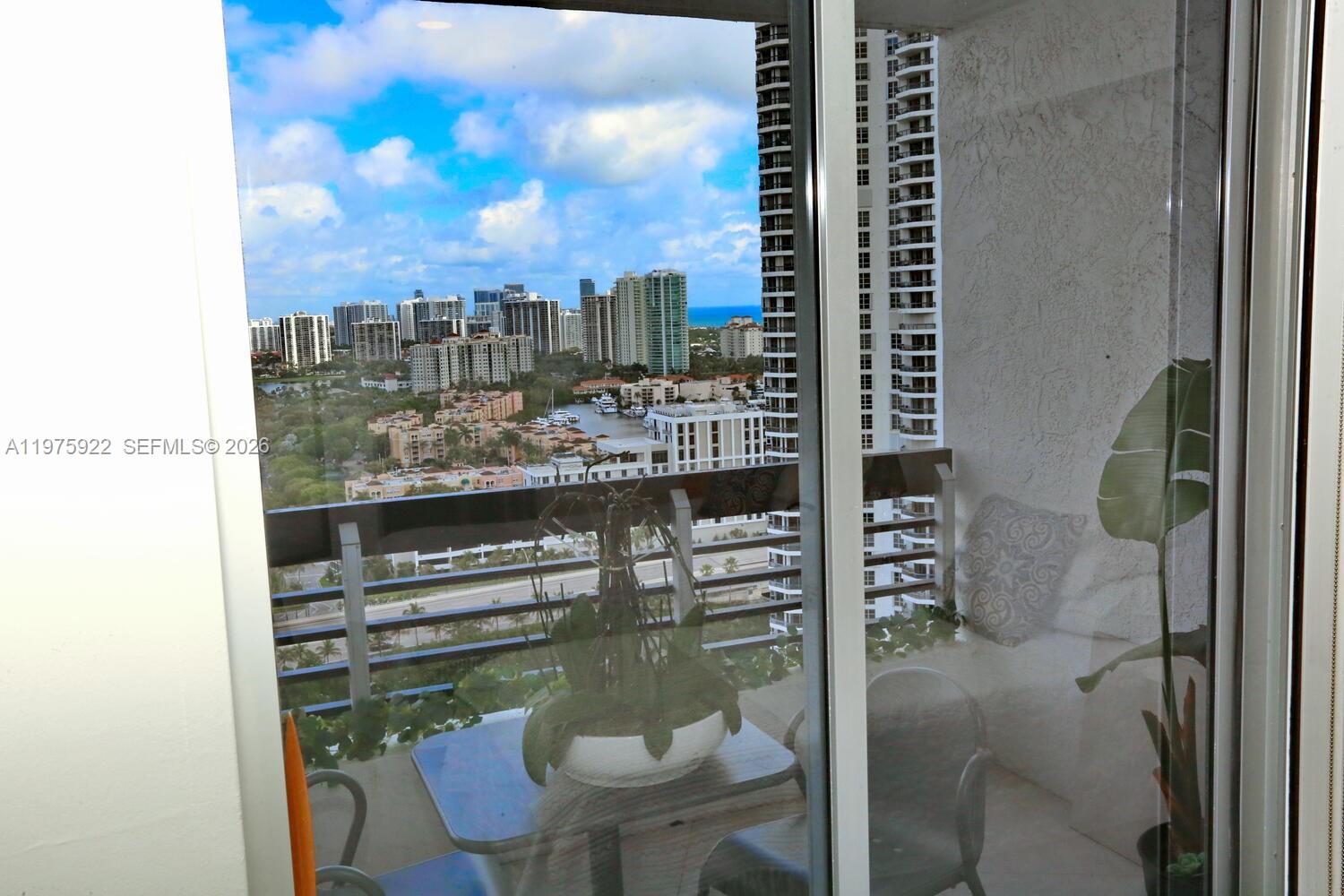 3530 Mystic Pointe Dr #2807, Aventura FL 33180