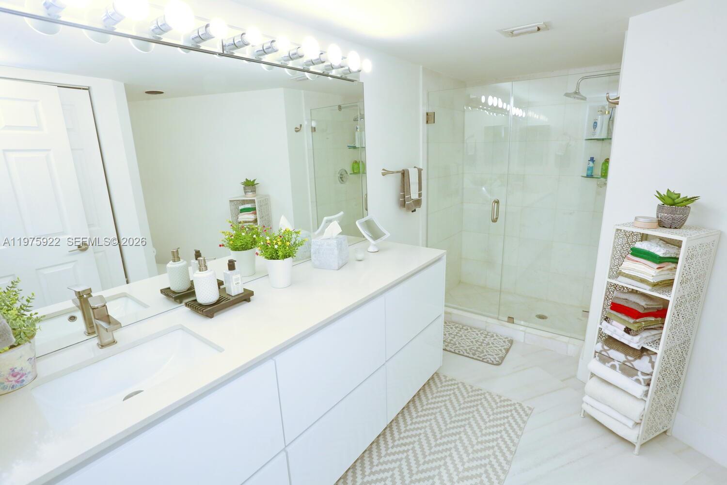 3530 Mystic Pointe Dr #2807, Aventura FL 33180