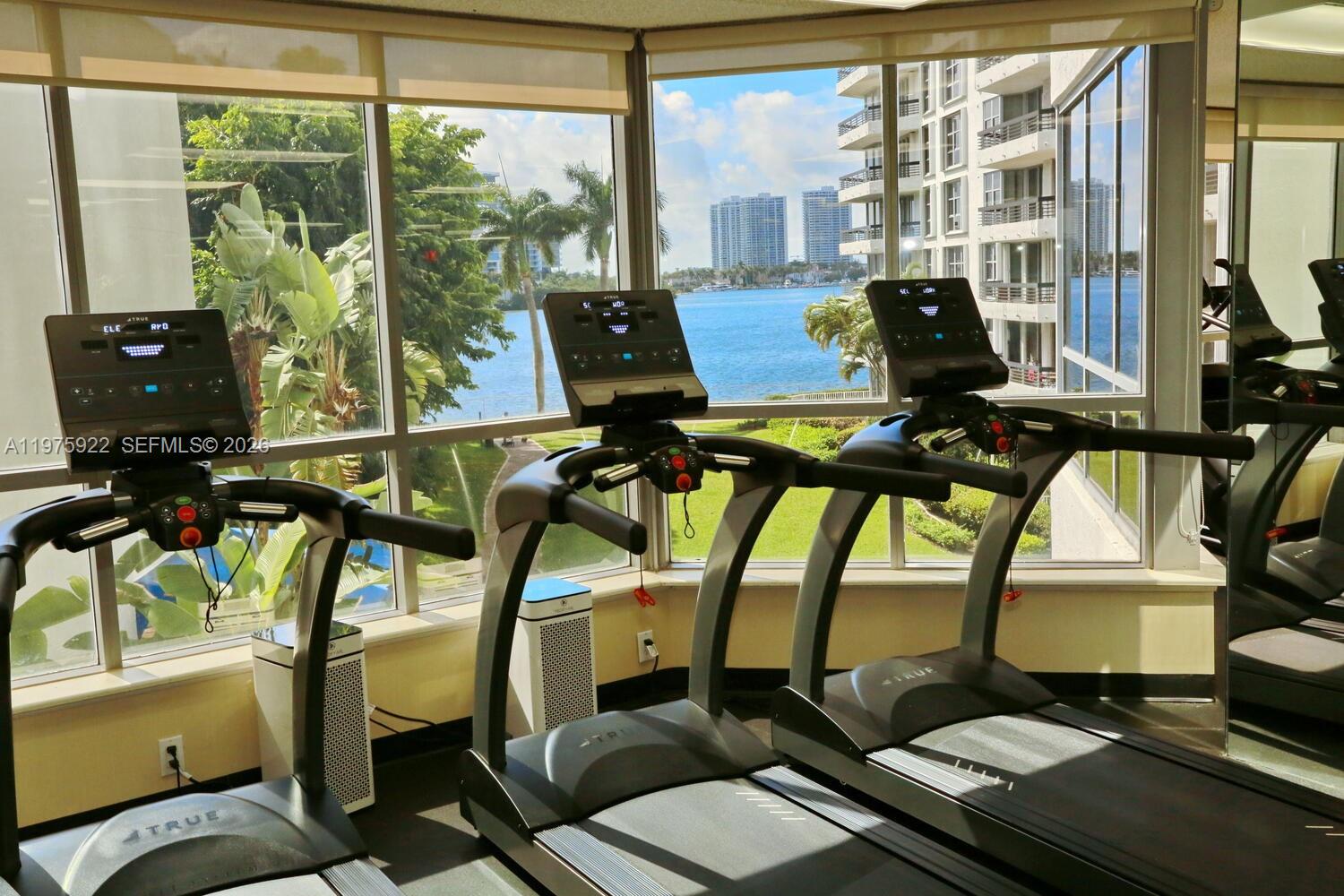3530 Mystic Pointe Dr #2807, Aventura FL 33180