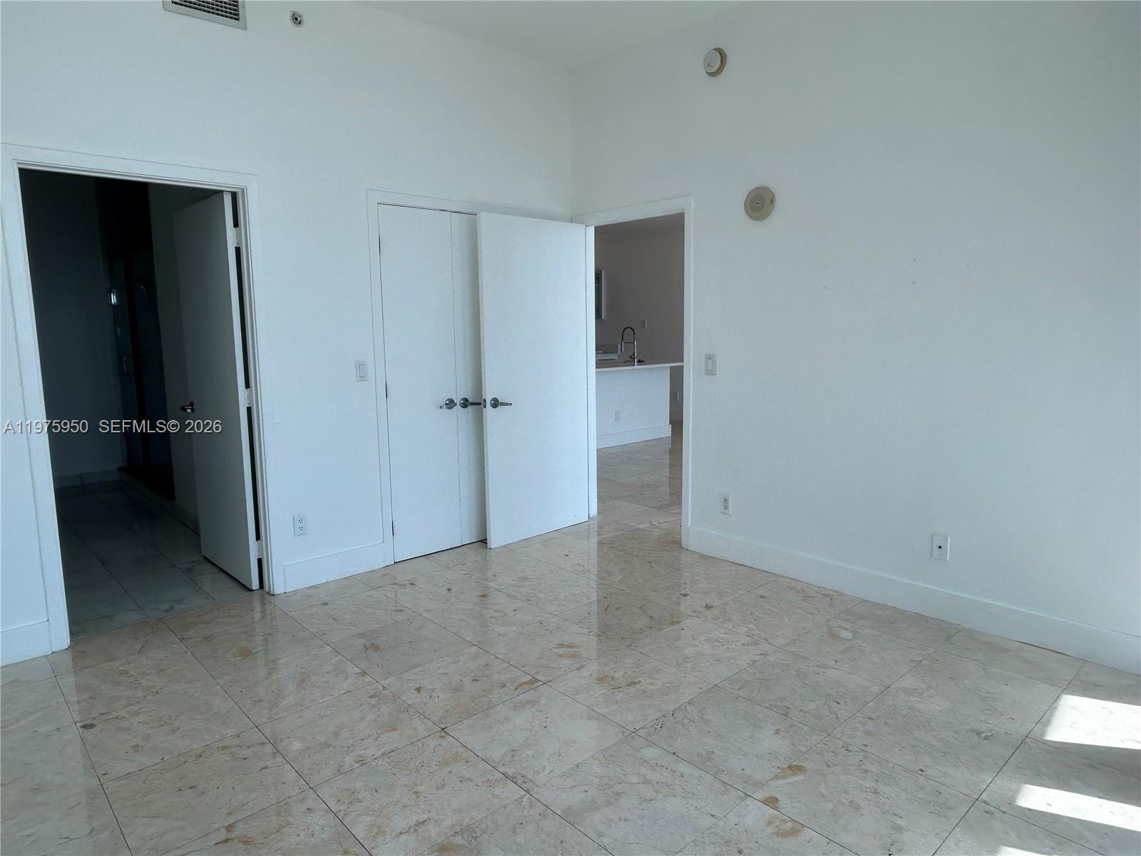 888 Biscayne Blvd #4806, Miami FL 33132