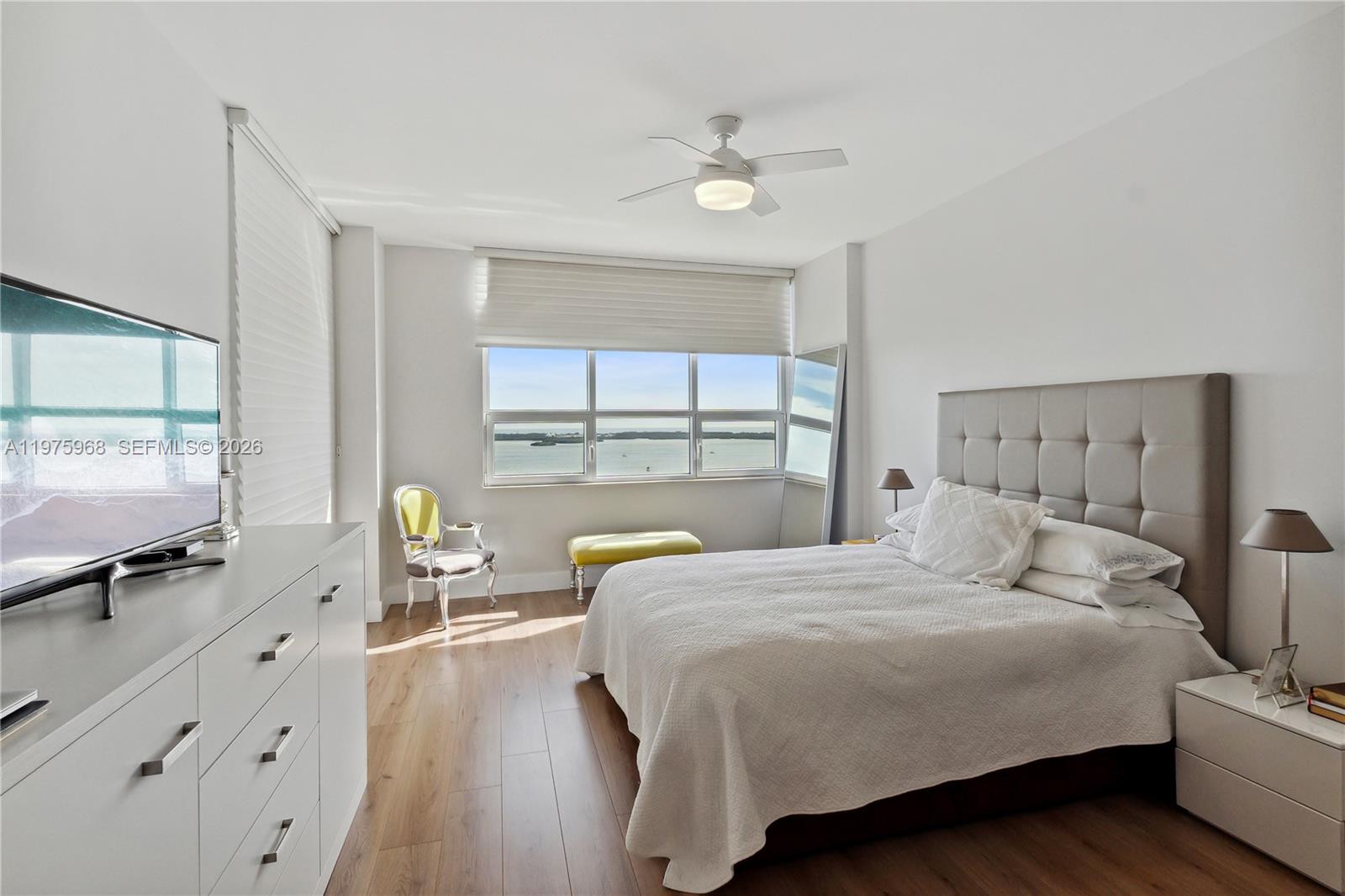 808 Brickell Key Dr #2502, Miami FL 33131