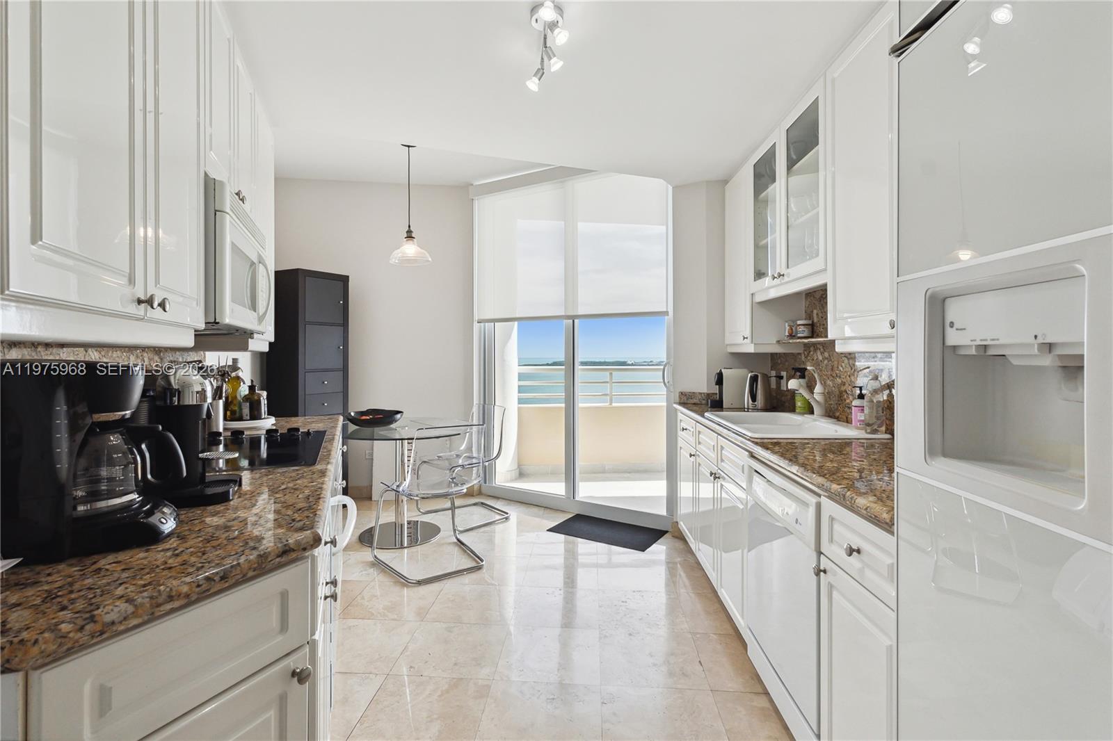 808 Brickell Key Dr #2502, Miami FL 33131