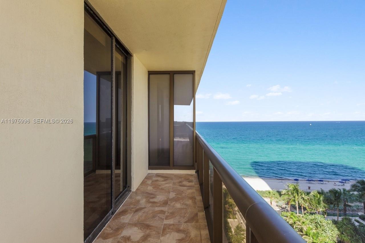 16275 Collins Ave #904, Sunny Isles Beach FL 33160