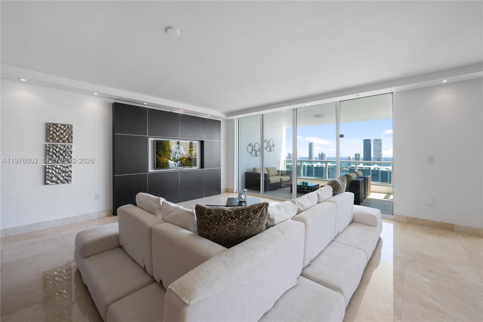 3201 NE 183rd St #2906, Aventura FL 33160