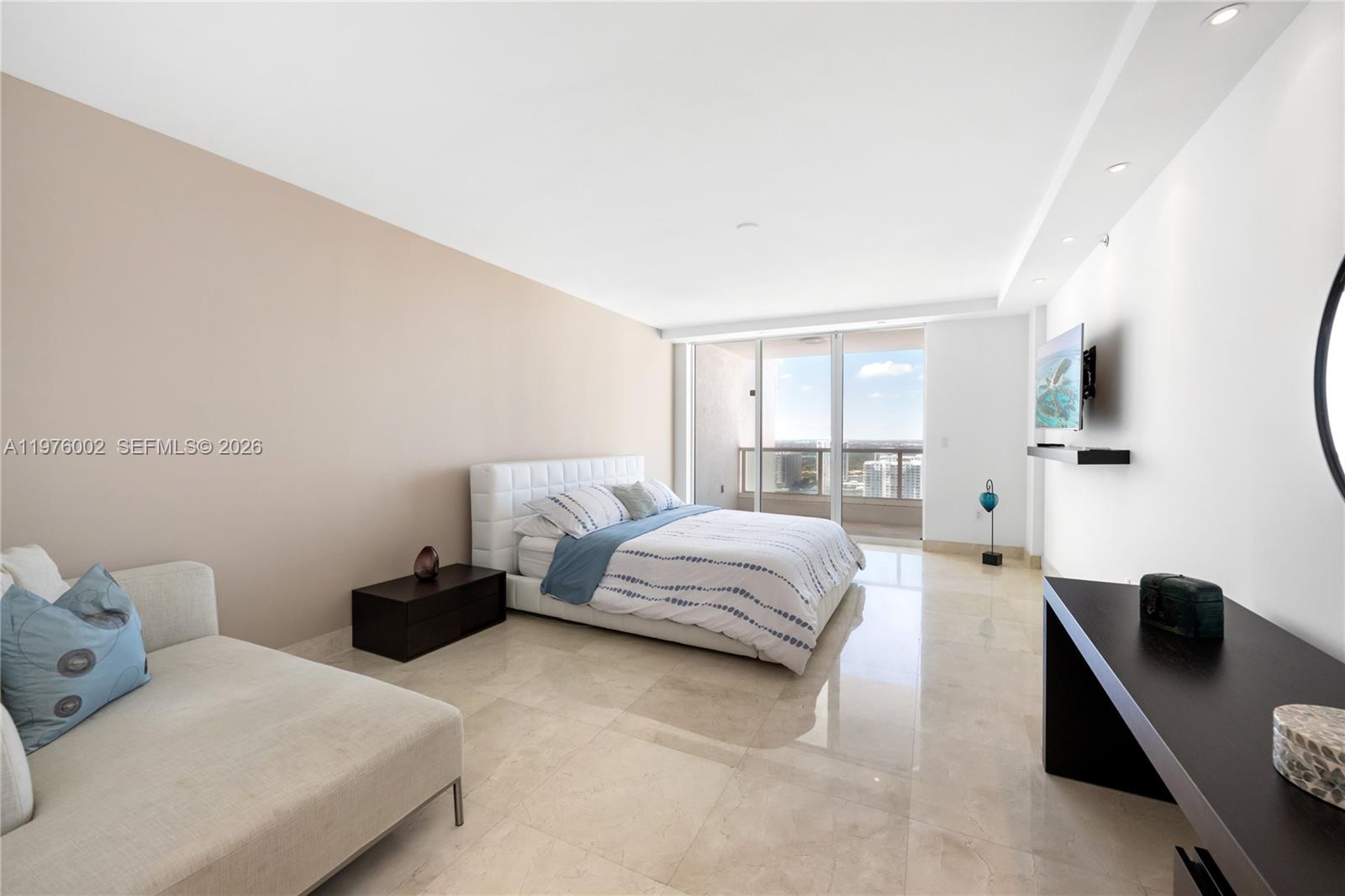 3201 NE 183rd St #2906, Aventura FL 33160