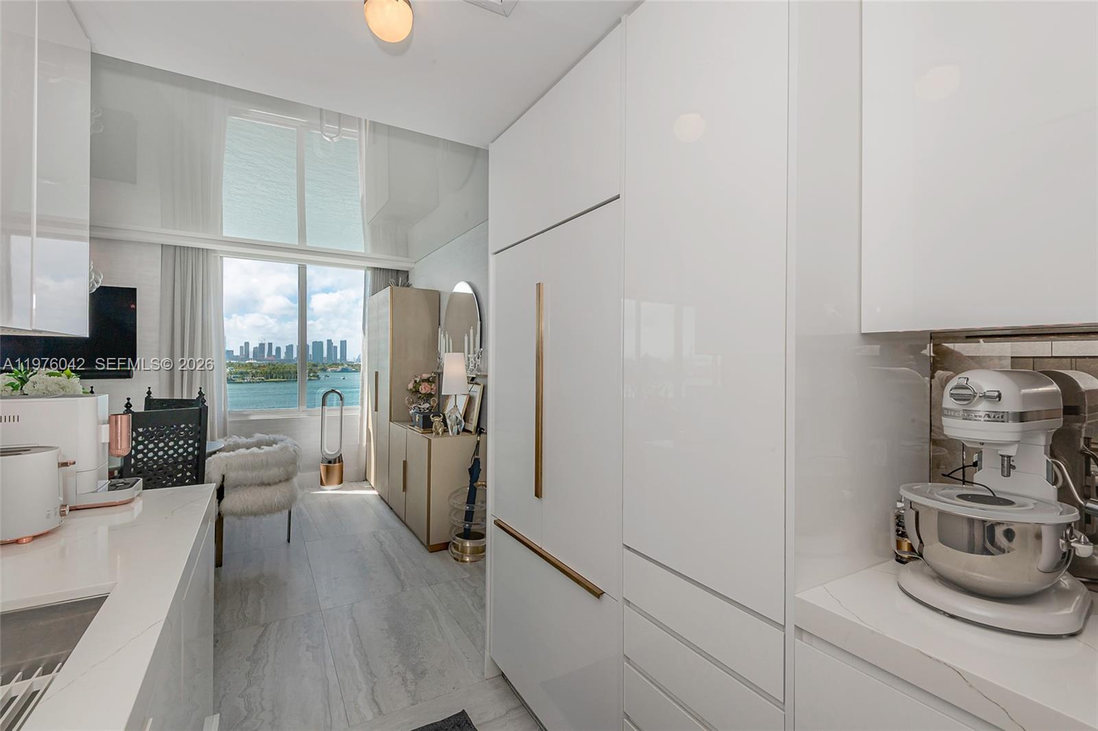 1000 West Ave #825, Miami Beach FL 33139