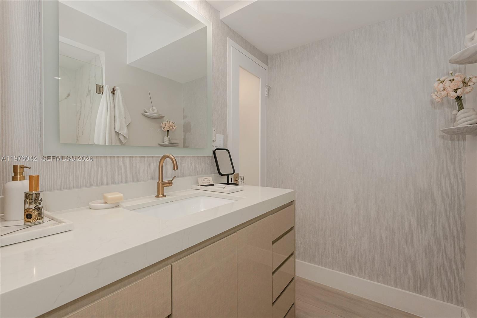 1000 West Ave #825, Miami Beach FL 33139