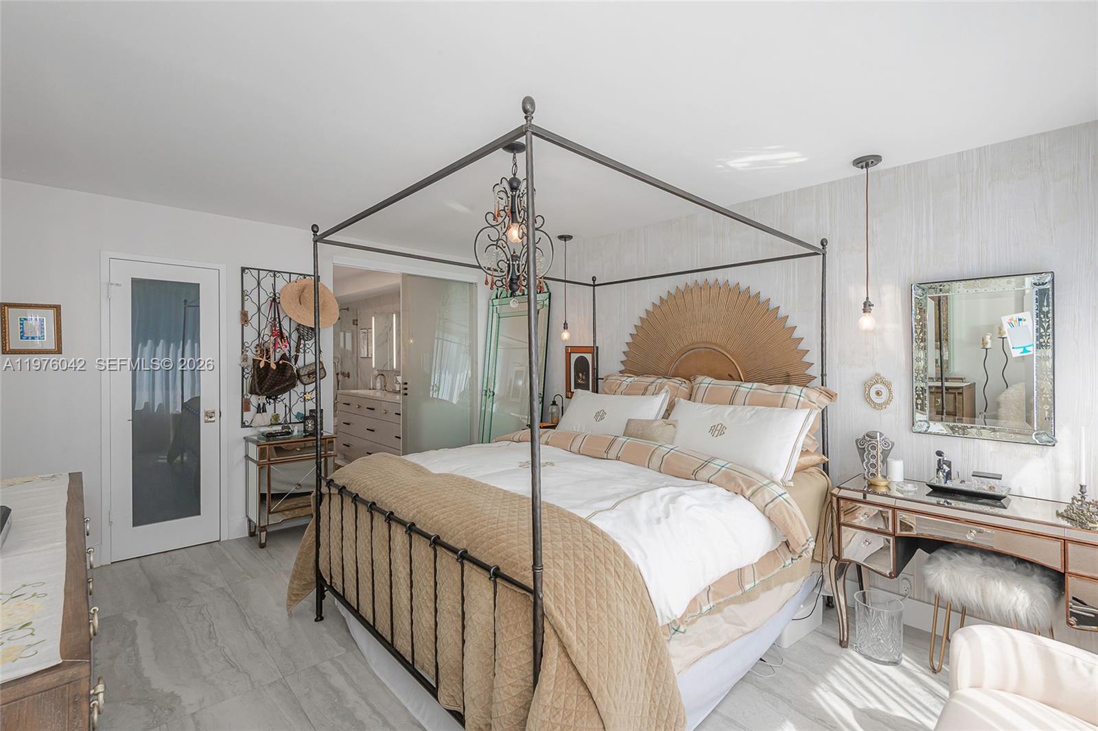 1000 West Ave #825, Miami Beach FL 33139