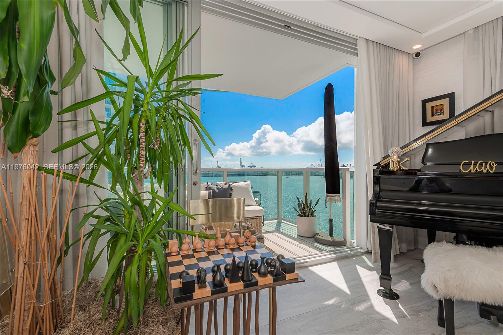 1000 West Ave #825, Miami Beach FL 33139