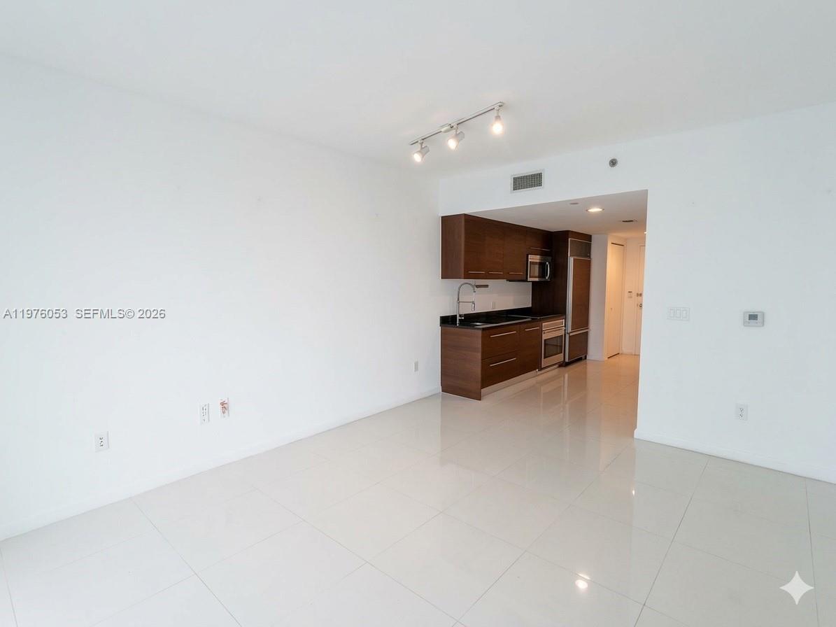 495 Brickell Ave #5306, Miami FL 33131