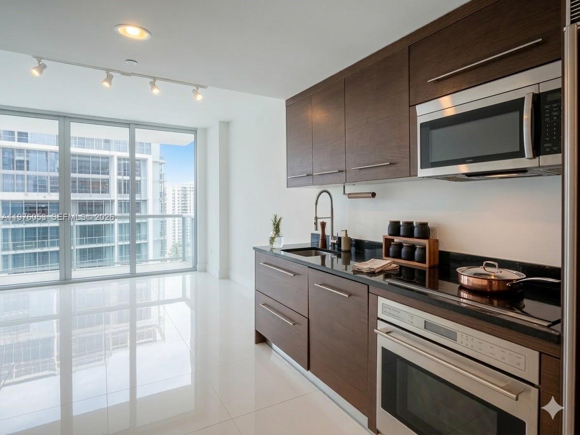 495 Brickell Ave #5306, Miami FL 33131