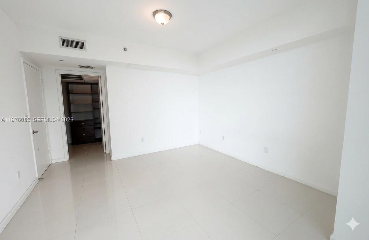 495 Brickell Ave #5306, Miami FL 33131