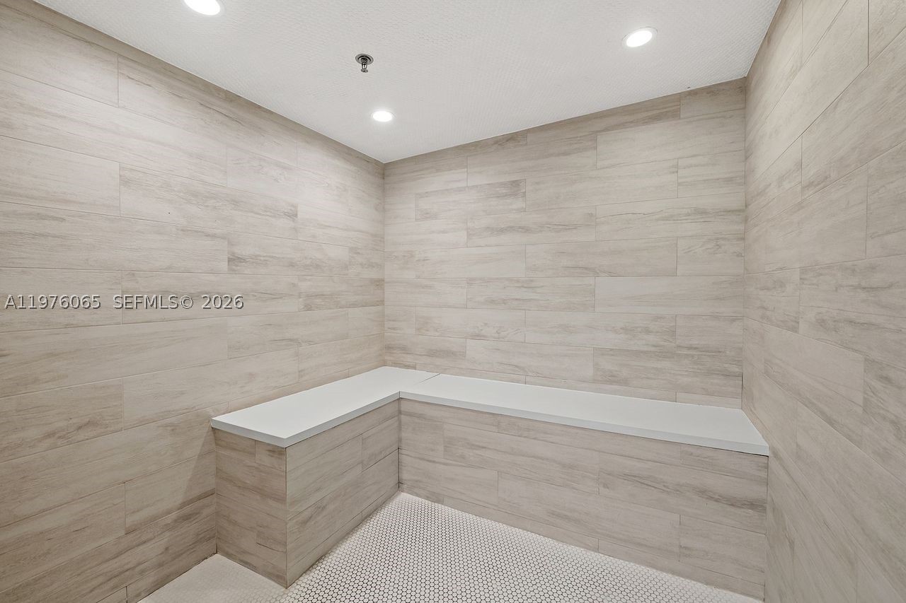 2110 N Ocean Blvd #21B, Fort Lauderdale FL 33305