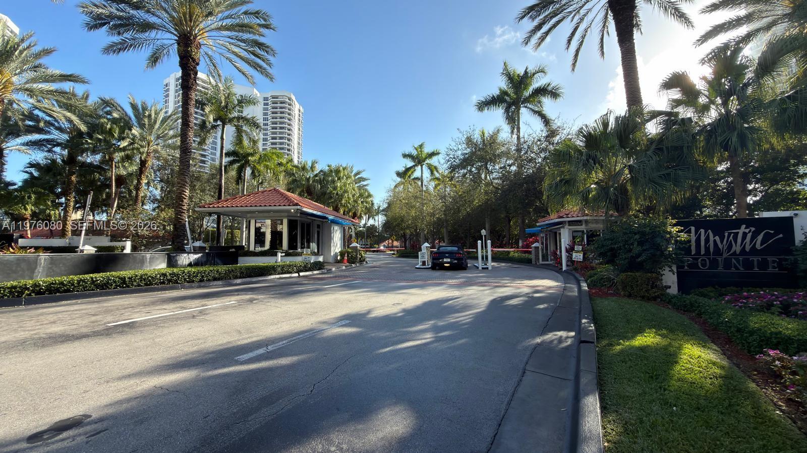 Aventura FL 33180 - A11976080
