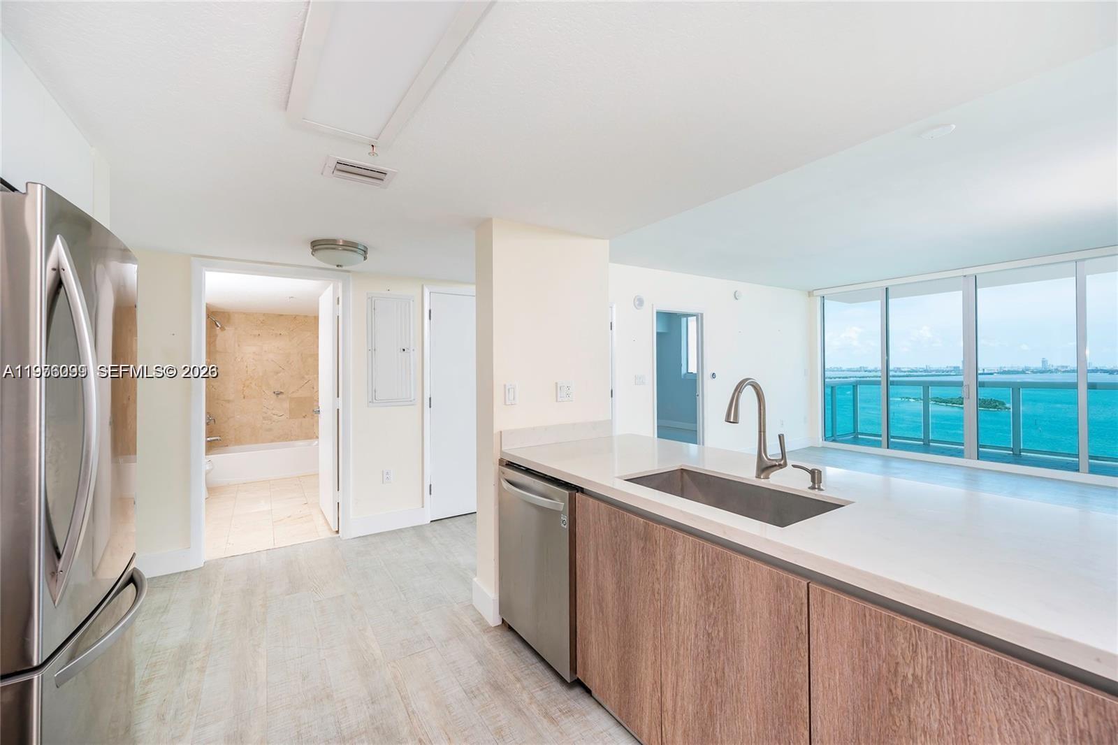 1800 N Bayshore Dr #2503, Miami FL 33132