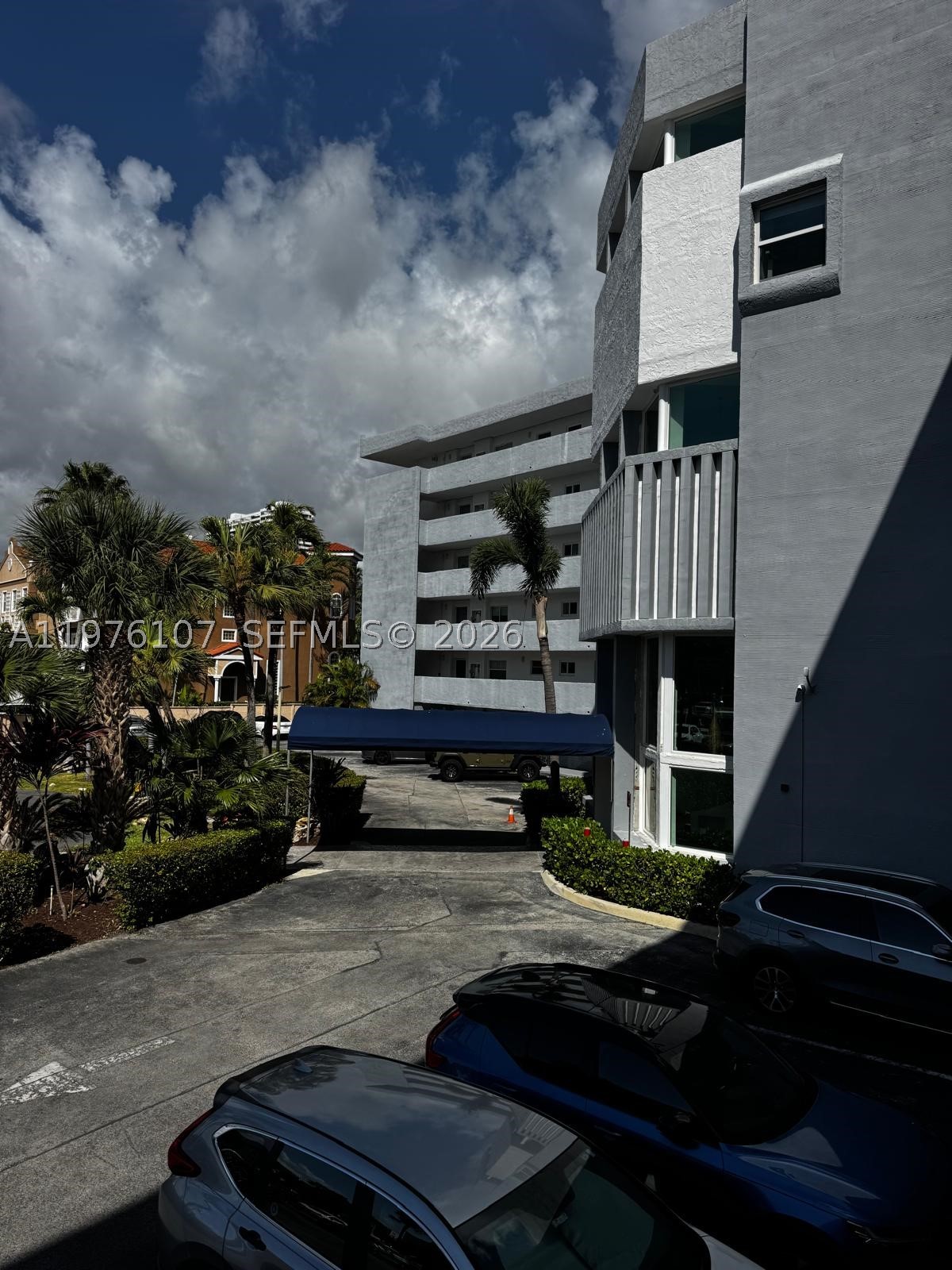 4000 NE 170th St #206, North Miami Beach FL 33160