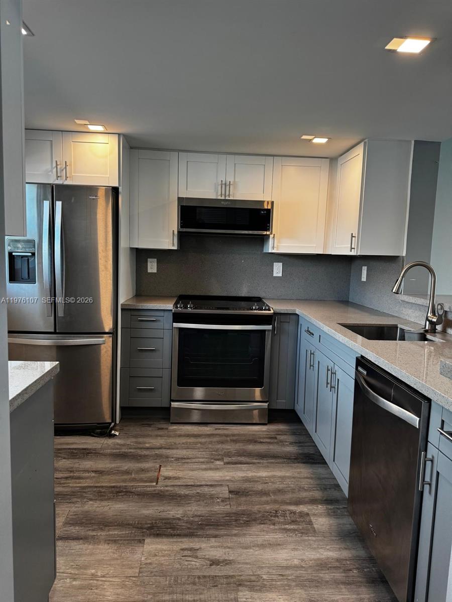 4000 NE 170th St #206, North Miami Beach FL 33160