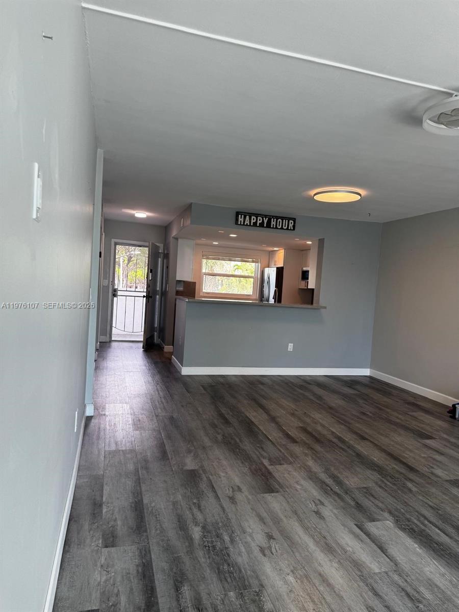 4000 NE 170th St #206, North Miami Beach FL 33160