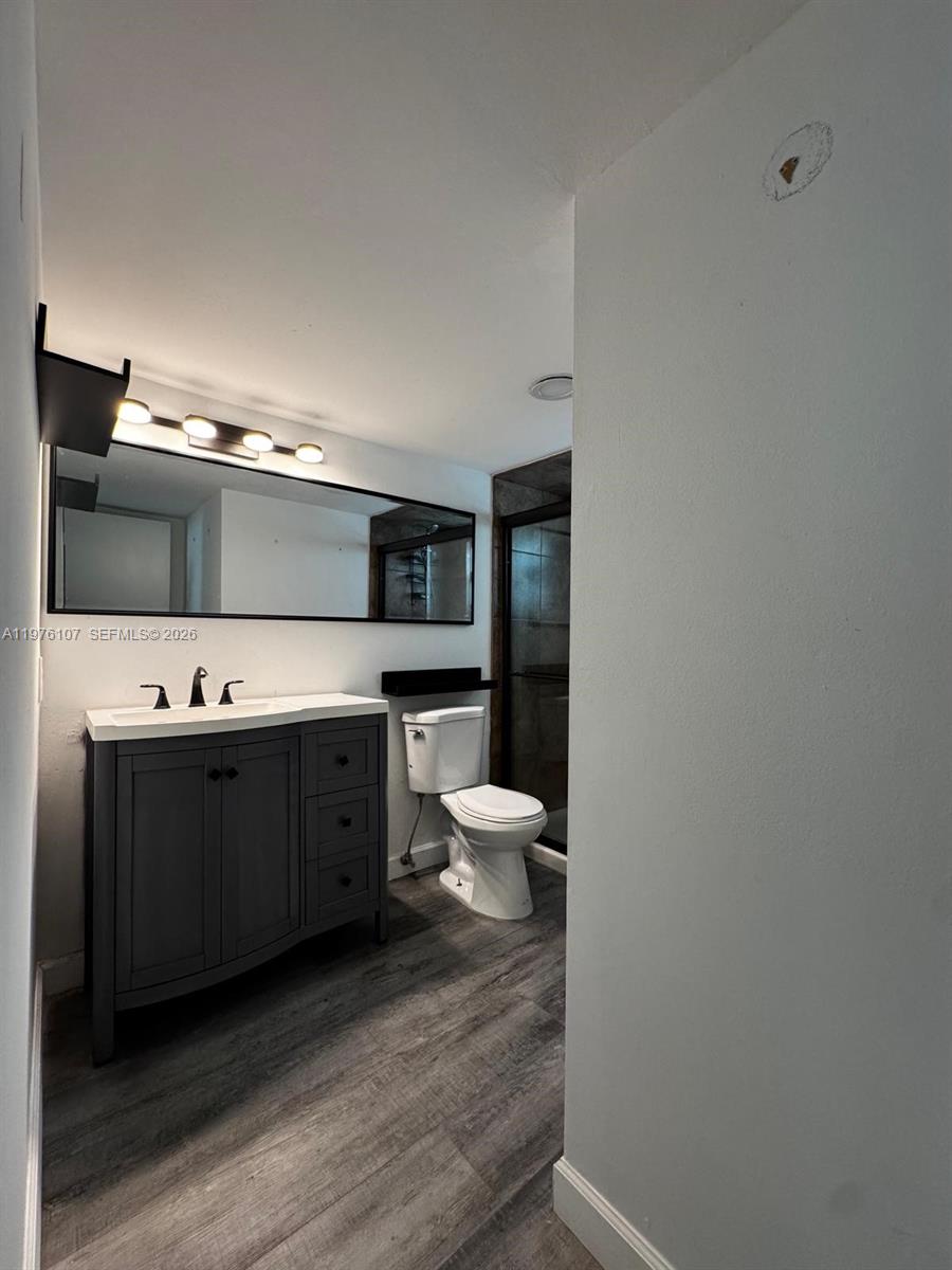 4000 NE 170th St #206, North Miami Beach FL 33160