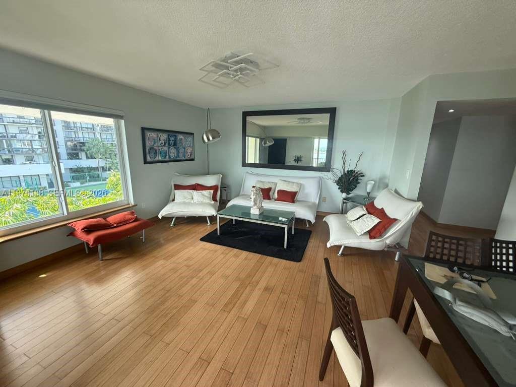 2201 Brickell Ave #98, Miami FL 33129