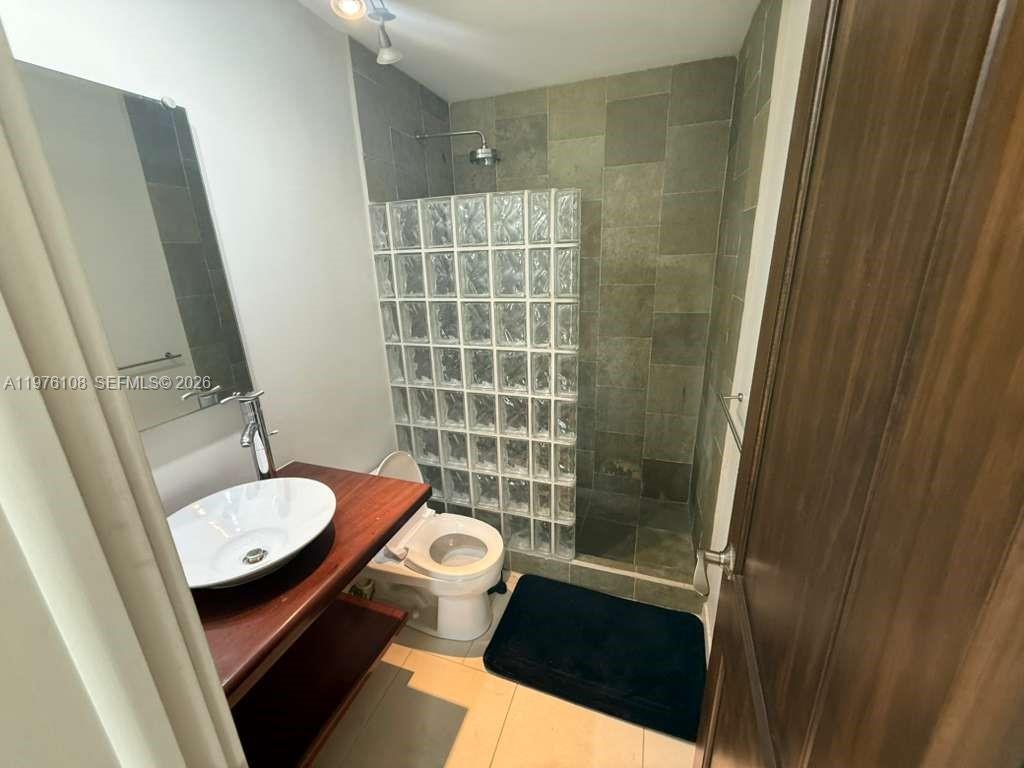 2201 Brickell Ave #98, Miami FL 33129